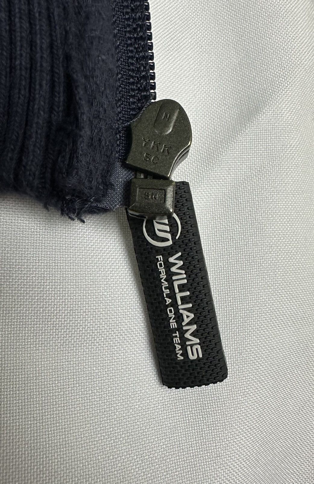 Formula 1 RARE Mens AT&T Williams F1 team Formula 1 Race 2010 Size XL Size US XL / EU 56 / 4 - 7 Thumbnail
