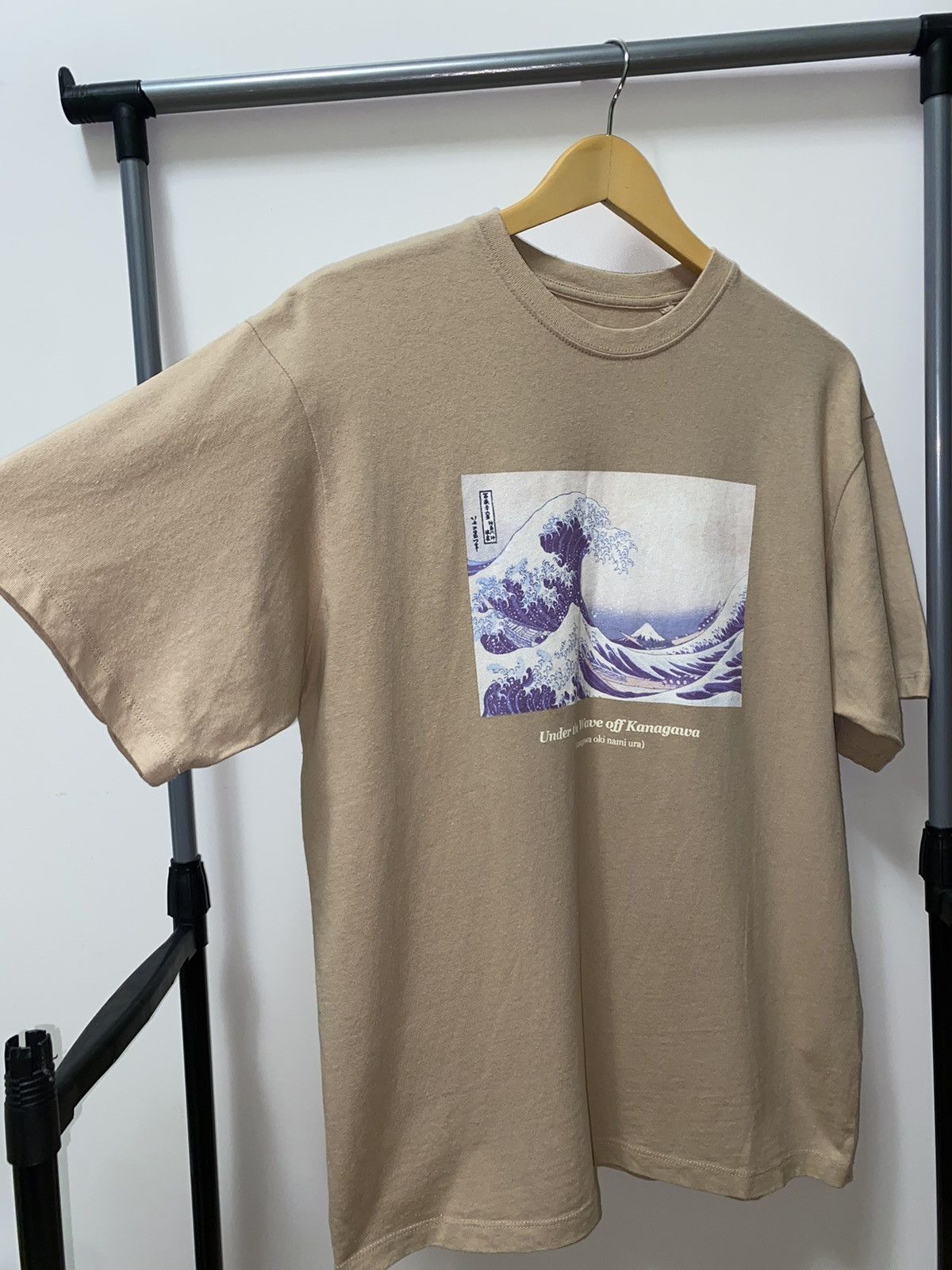 Japanese Brand Hokusai - Under The Wave Off Kanagawa - Pull&Bear Tee Size US S / EU 44-46 / 1 - 4 Thumbnail