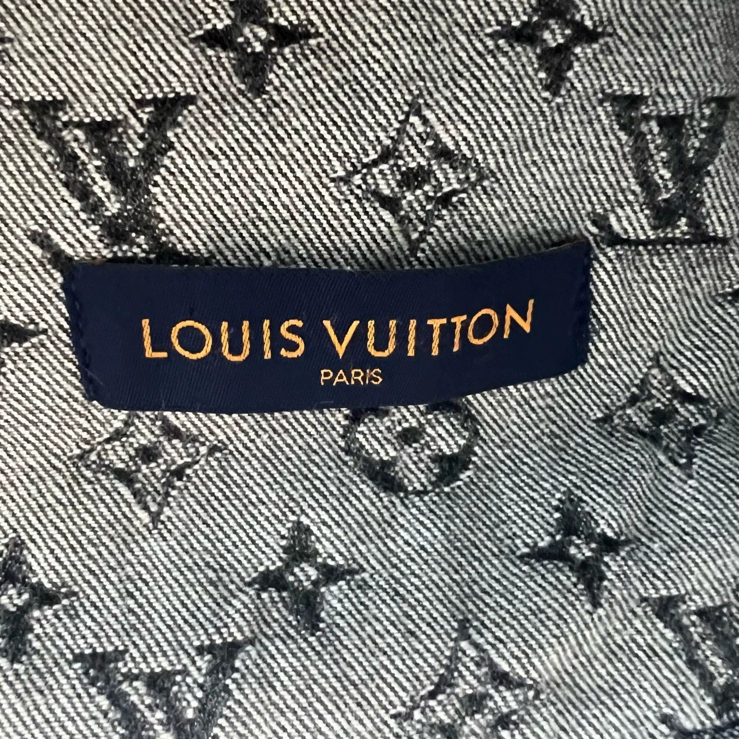 Louis Vuitton 【LV】Louis Vuitton Black Nigo Collaboration Denim Jacket Size M / US 6-8 / IT 42-44 - 3 Thumbnail