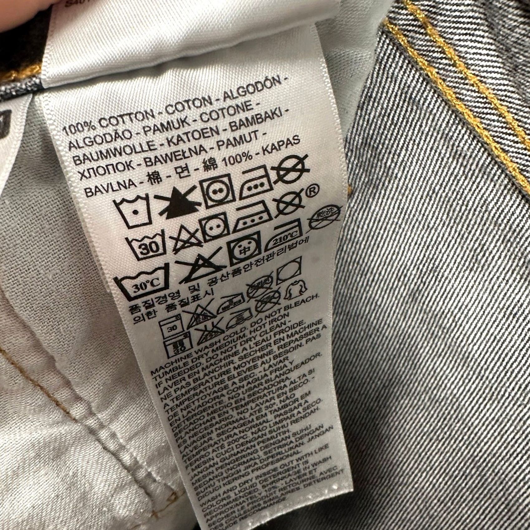 Levi's Levi's 501 Jeans Mens Straight 34x31 Grey Distressed Red Tab Denim 100% Cotton Vintage Preppy Tag Size 34x31 Mens Classic Casual Shirts? Size US 34 / EU 50 - 6 Thumbnail