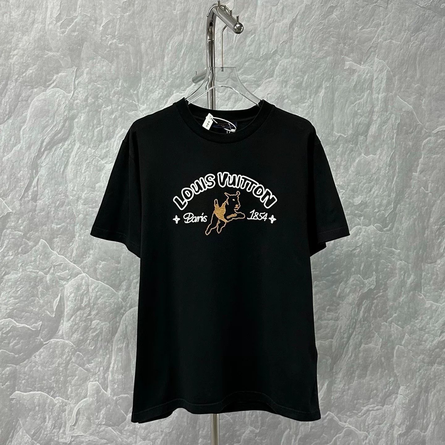 Louis Vuitton louis vuitton fw24 tyler embroidered t-shirt Size US XL / EU 56 / 4 - 1 Thumbnail