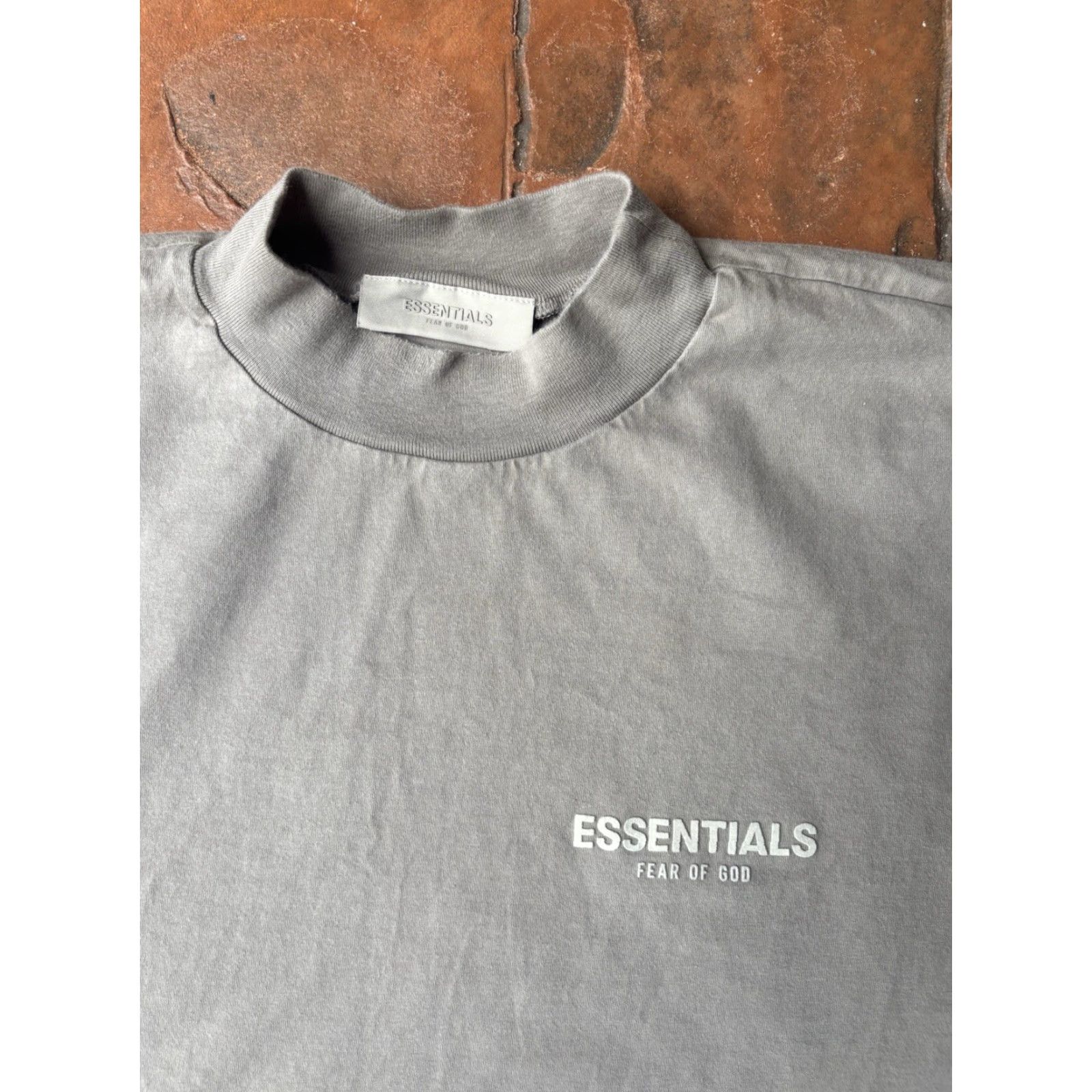 Fear of God Fear Of God Essentials Long Sleeve Shirt Mens XL Brown Shirt Crew Neck Logo Oversized Cotton Solid 2020s Designers Warm Weather Streetwear Size US XL / EU 56 / 4 - 3 Thumbnail