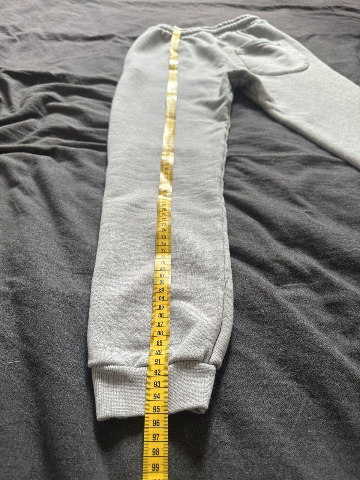 Vetements Vetements X Champion sweatpants “parody logo” Size US 28 / EU 44 - 11 Thumbnail