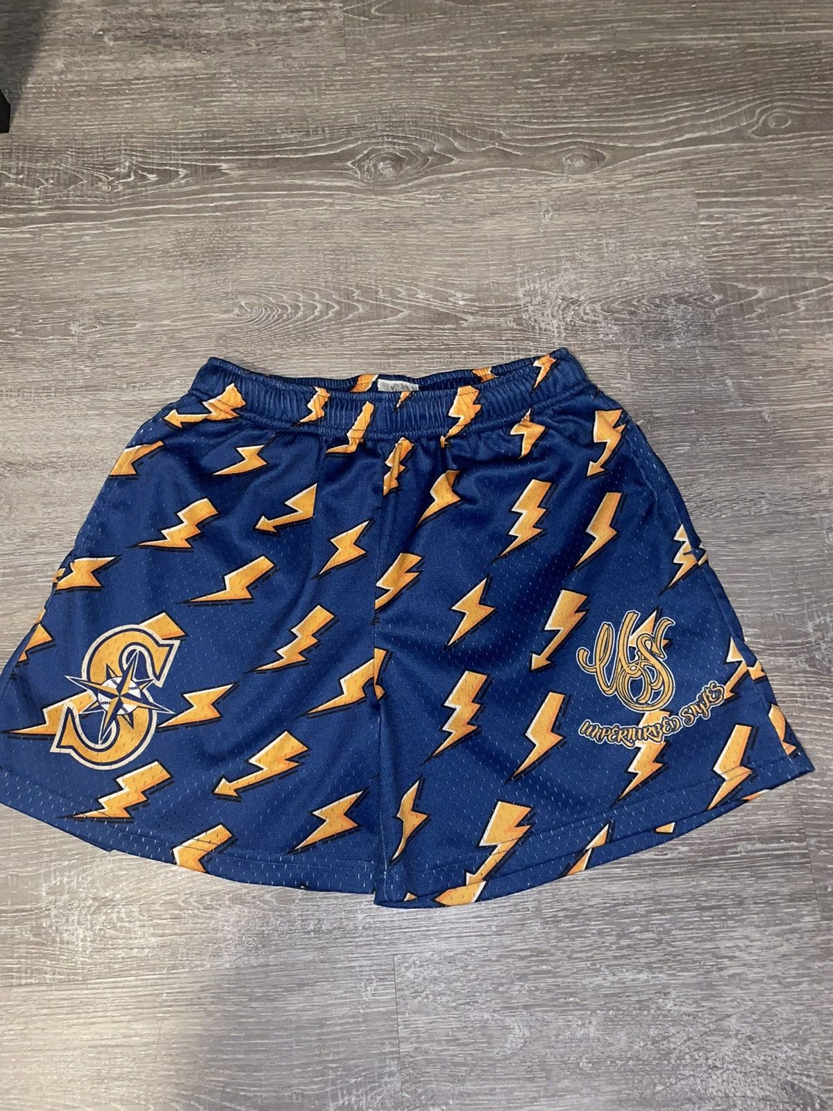 Other Seattle Unperturbed Styles Size US 30 / EU 46 - 2 Thumbnail