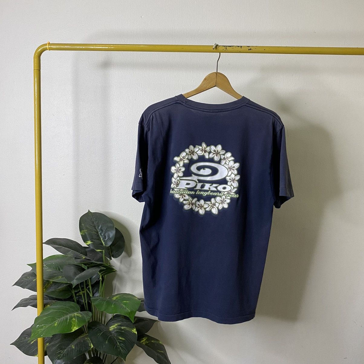 Vintage Vintage Y2K Piko Surf Tee Size US L / EU 52-54 / 3 - 1 Thumbnail