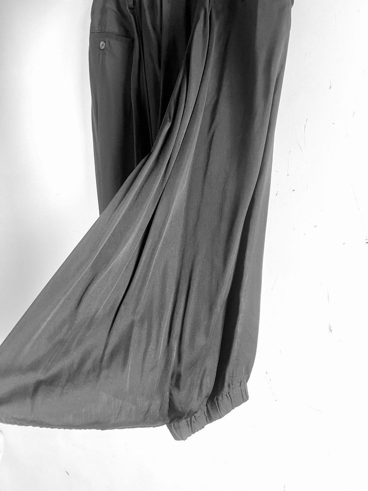 Yohji Yamamoto Yohji Yamamoto Pour Homme SS19 - Cupra Twill Crow Pants Size US 30 / EU 46 - 14 Thumbnail