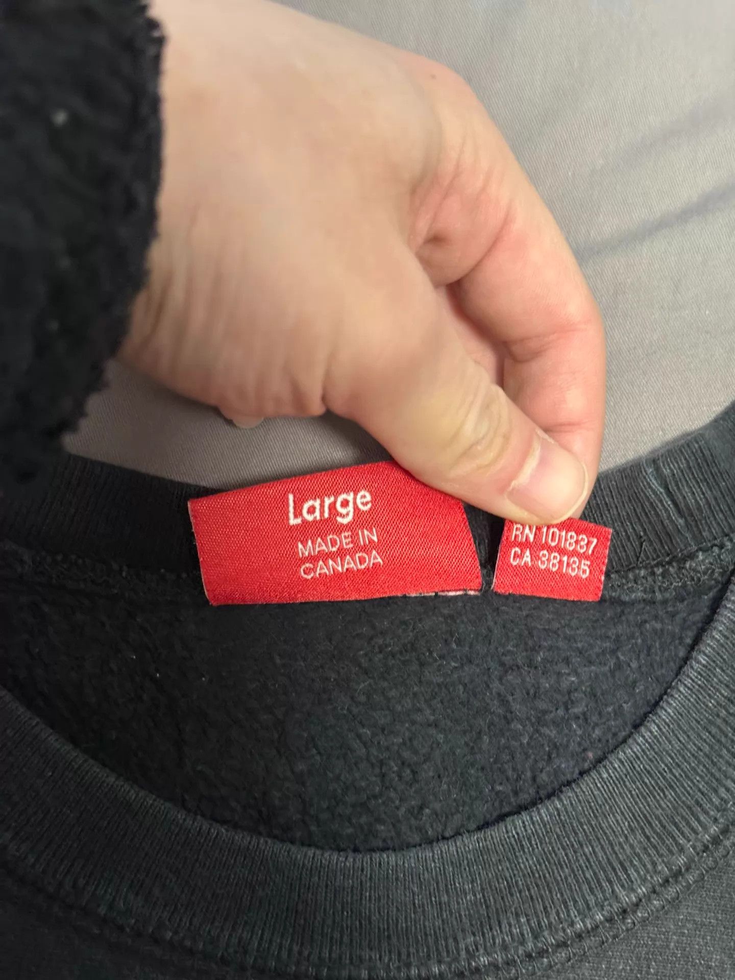 Supreme Supreme FW18 Black on Black Box Logo Crewneck L Size US L / EU 52-54 / 3 - 4 Thumbnail