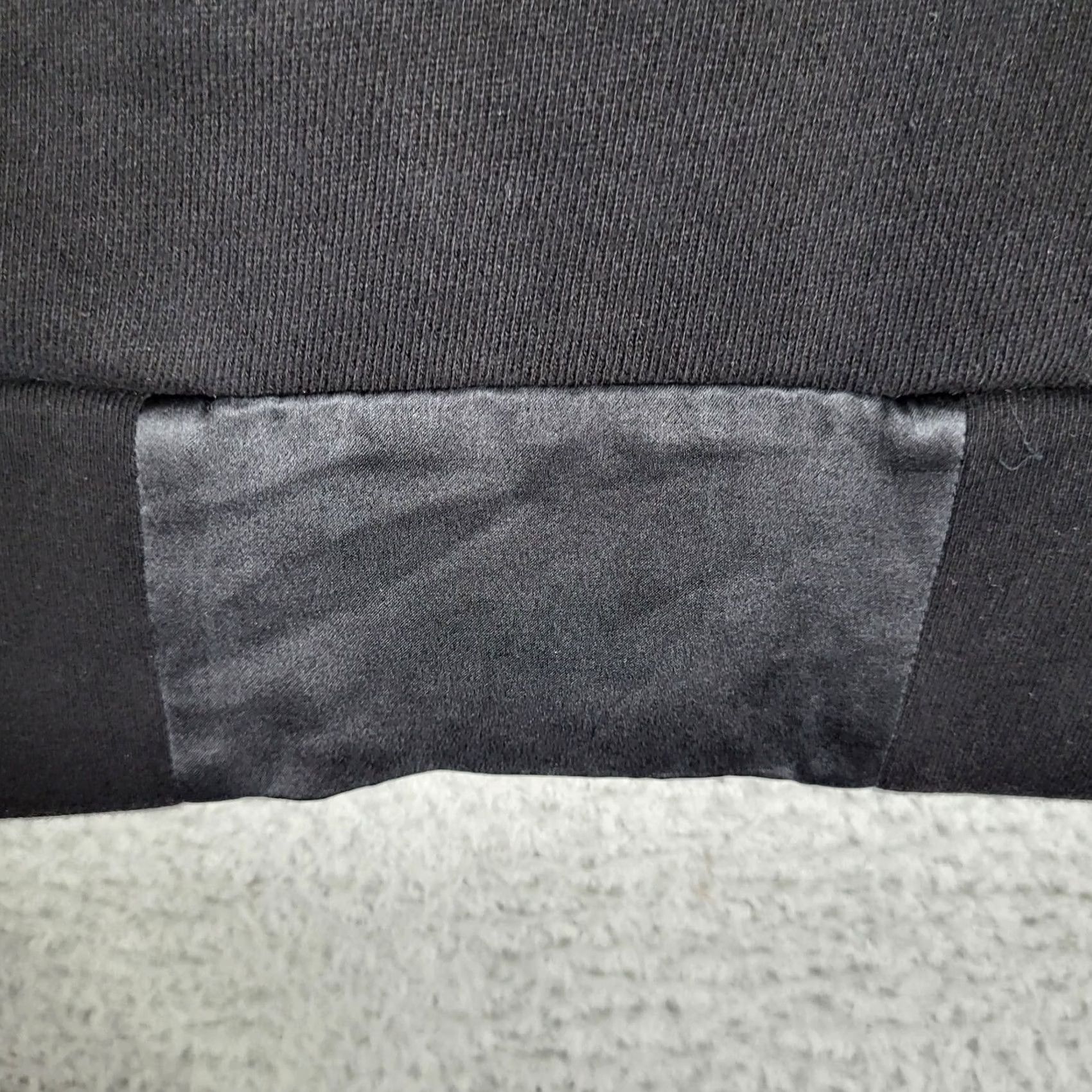 Vintage FIORLA Women's XS Organic cotton silk blend sweatshirt Crew Neck Pullover Black Logo All Seasons Activewear Sweatshirt, Regular Fit Size XS / US 0-2 / IT 36-38 - 5 Thumbnail