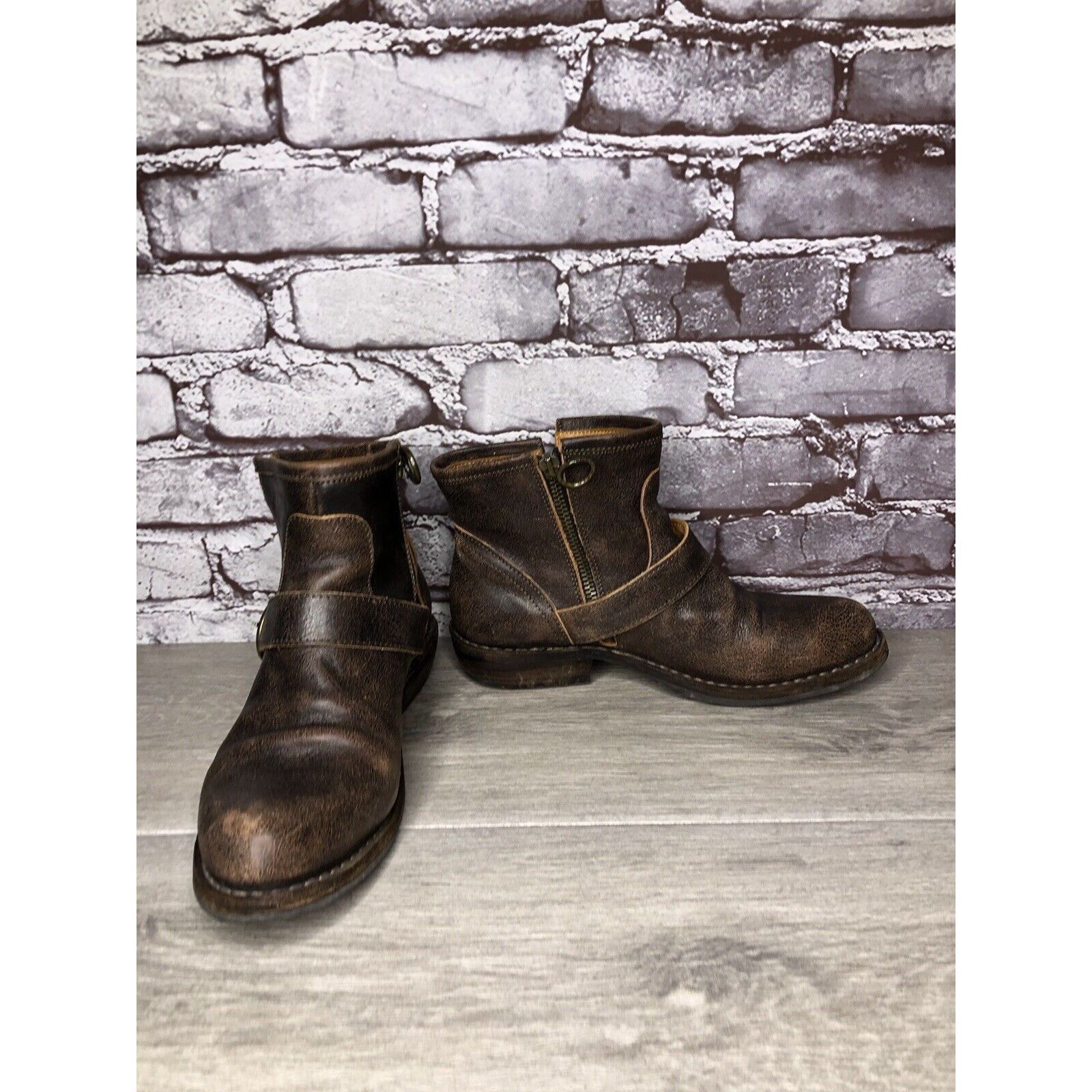 Fiorentini + Baker Fiorentini + Baker Brown Leather Side Zip Buckle Ankle Boots Size US 7 / IT 37 - 22 Thumbnail