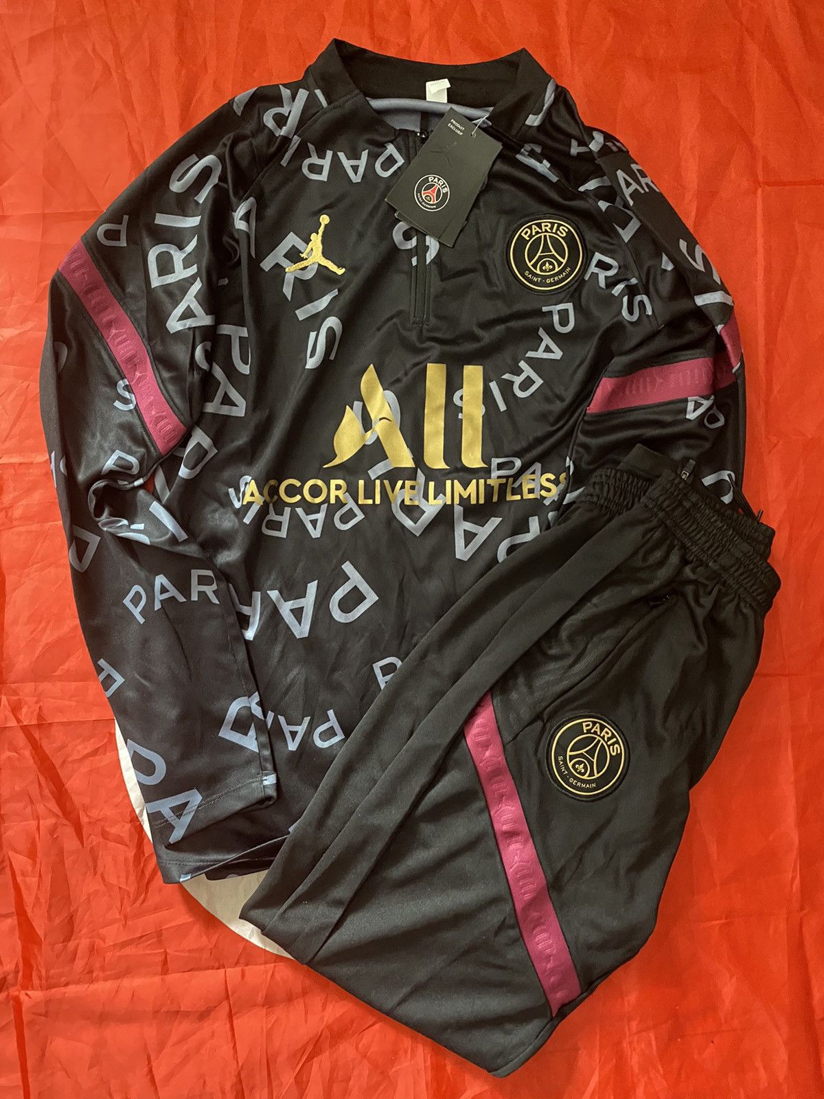 Nike Paris Saint-Germain tracksuits | Grailed