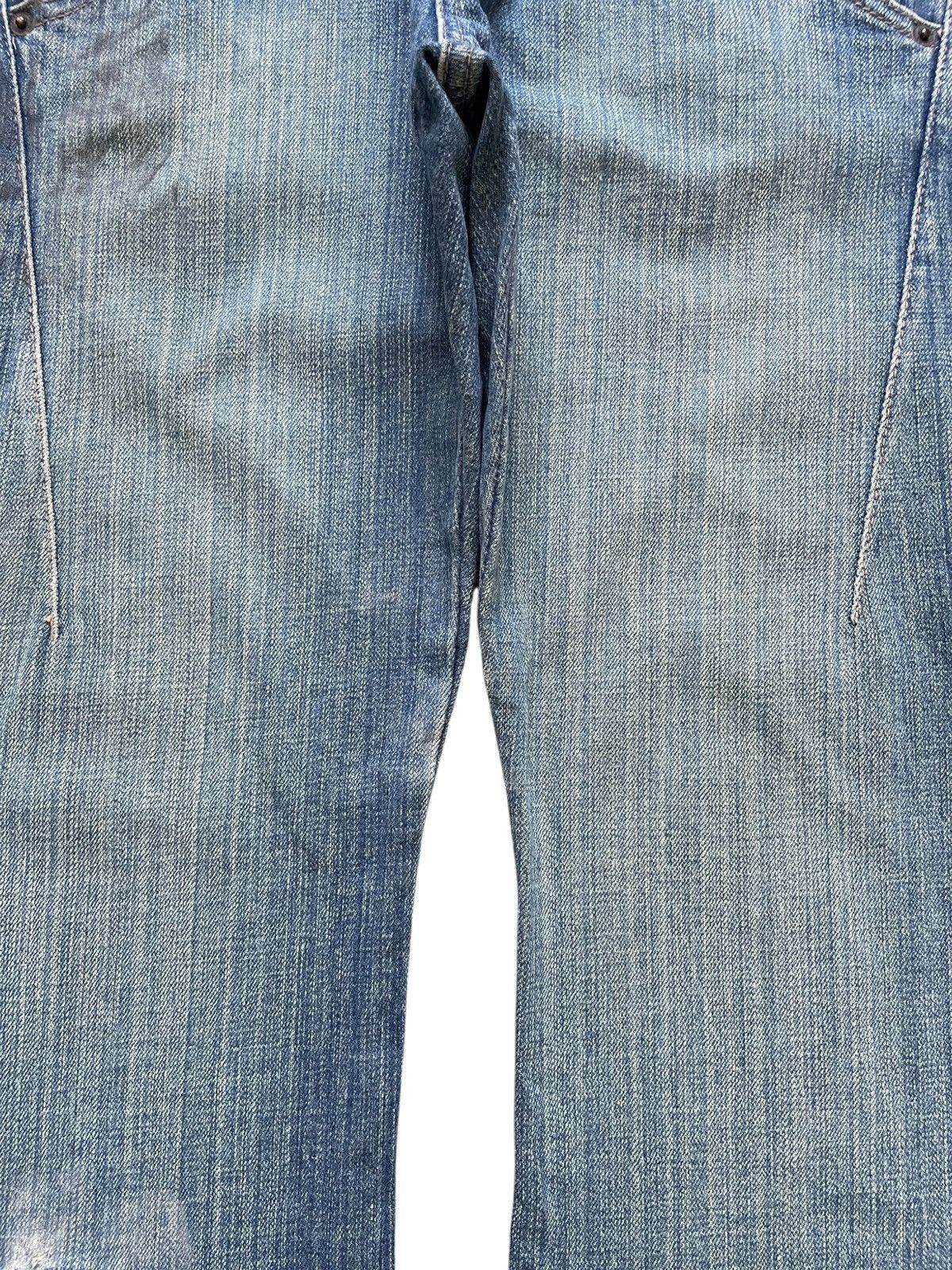 Japanese Brand Vintage Japanese Brand Distressed Flare Bell Bottom Jeans Size 28" / US 6 / IT 42 - 5 Thumbnail