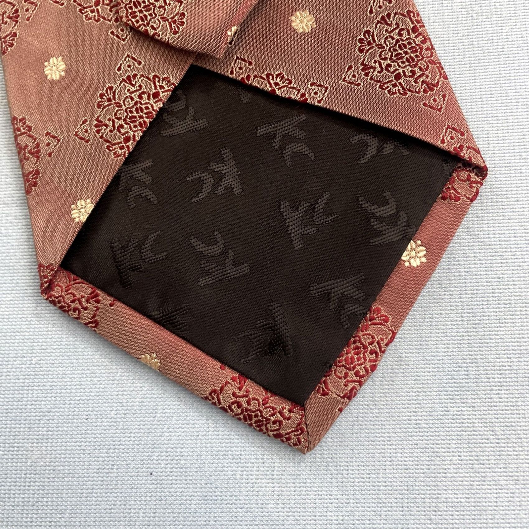 Kenneth Cole VINTAGE Kenneth Cole NY Silk Tie Geometric Deco Dot Rose Red Pink 4x56 Capsule Wide Necktie Men Size ONE SIZE - 6 Thumbnail