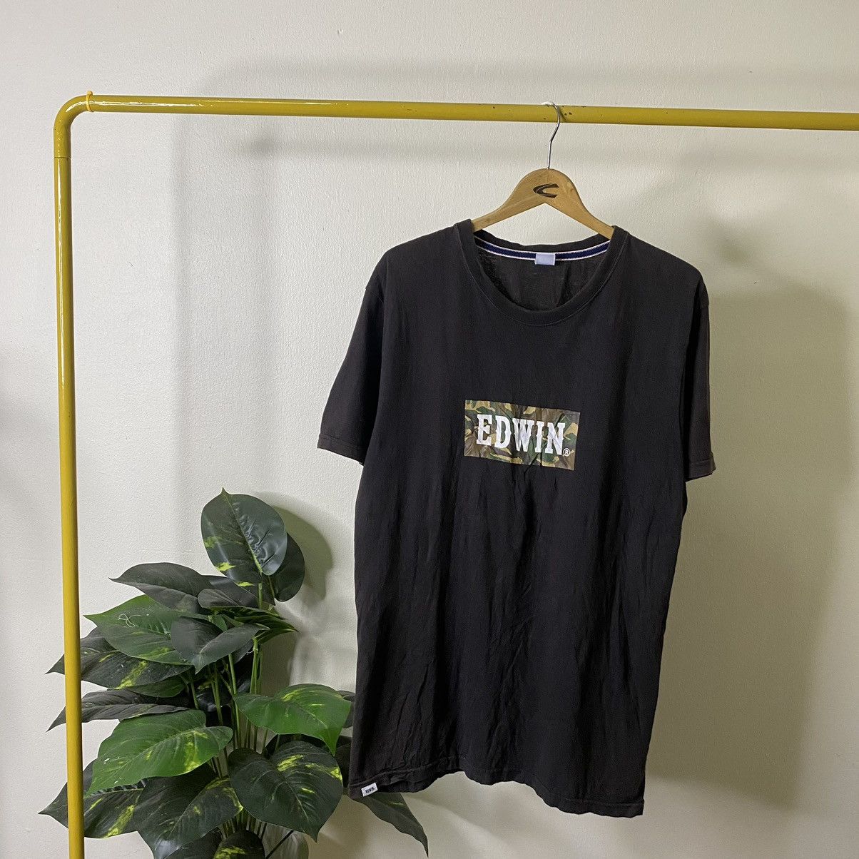 Edwin Edwin Camo Box Logo Selvedge Tee Evisu Momotaro Flathead Size US L / EU 52-54 / 3 - 1 Thumbnail