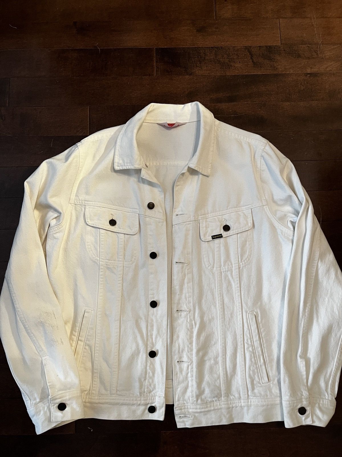 Supreme white denim jacket store