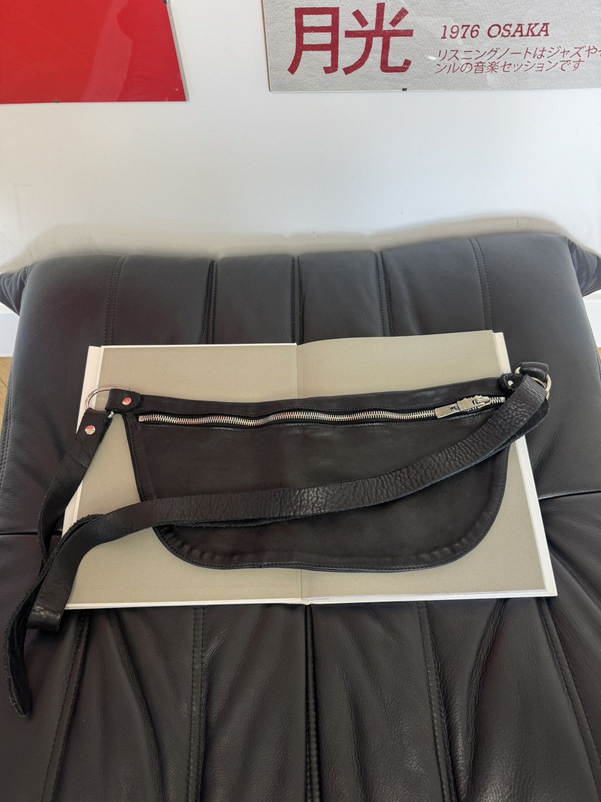 Guidi Guidi Q10 Black Horse Leather Designer Shoulder Belt Bag Size ONE SIZE - 1 Thumbnail