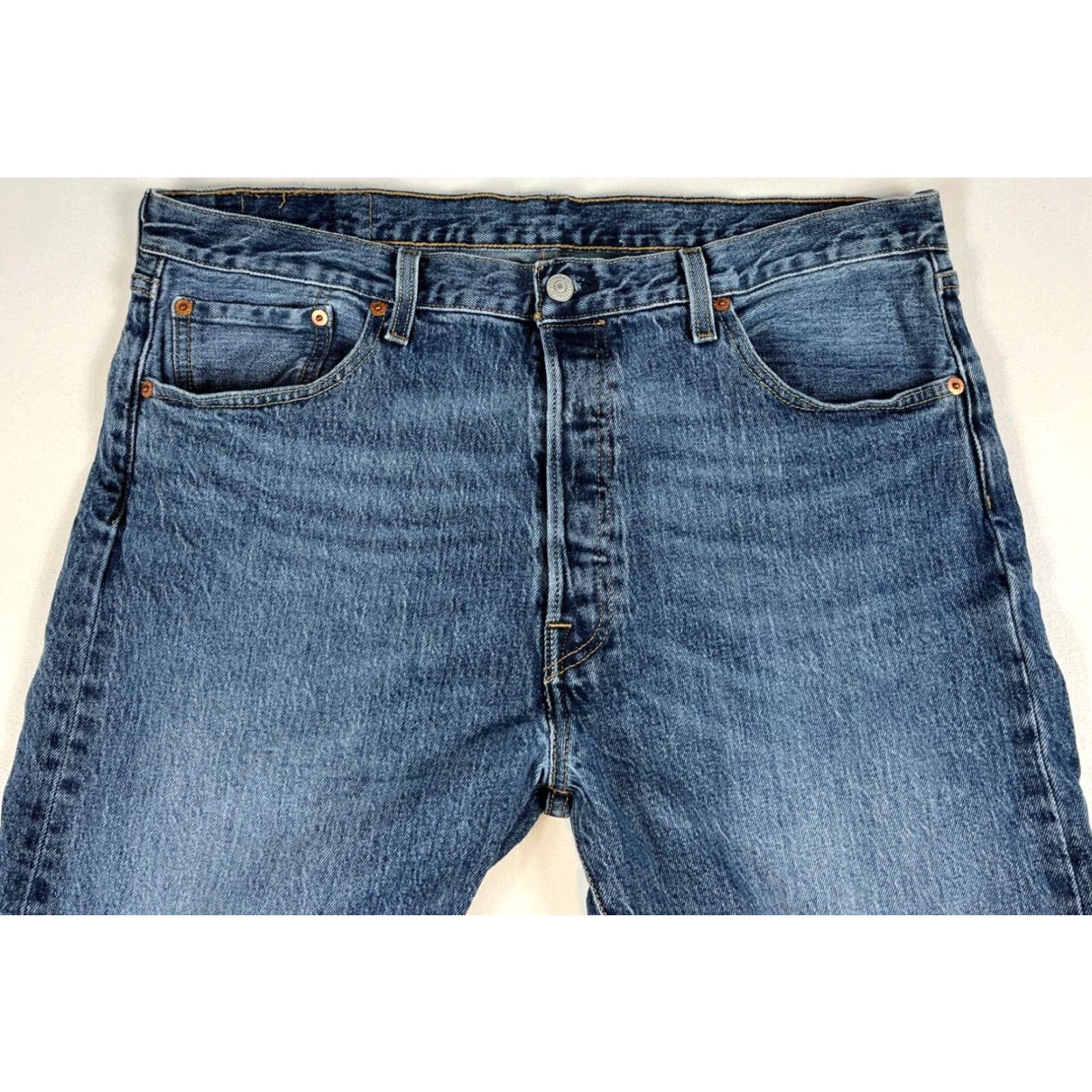 Levi's Levi's 501 Jeans Medium Wash Classic Americana Men 36x30 Blue Straight 5-Pocket Denim Cotton Pants Size US 36 / EU 52 - 3 Thumbnail