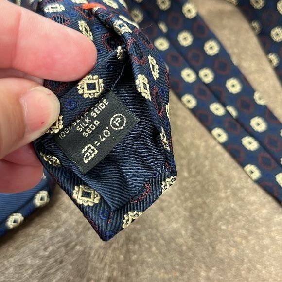 Ermenegildo Zegna Ermenegildo Zegna Necktie 100% Silk Geometric Medallions Size ONE SIZE - 4 Thumbnail