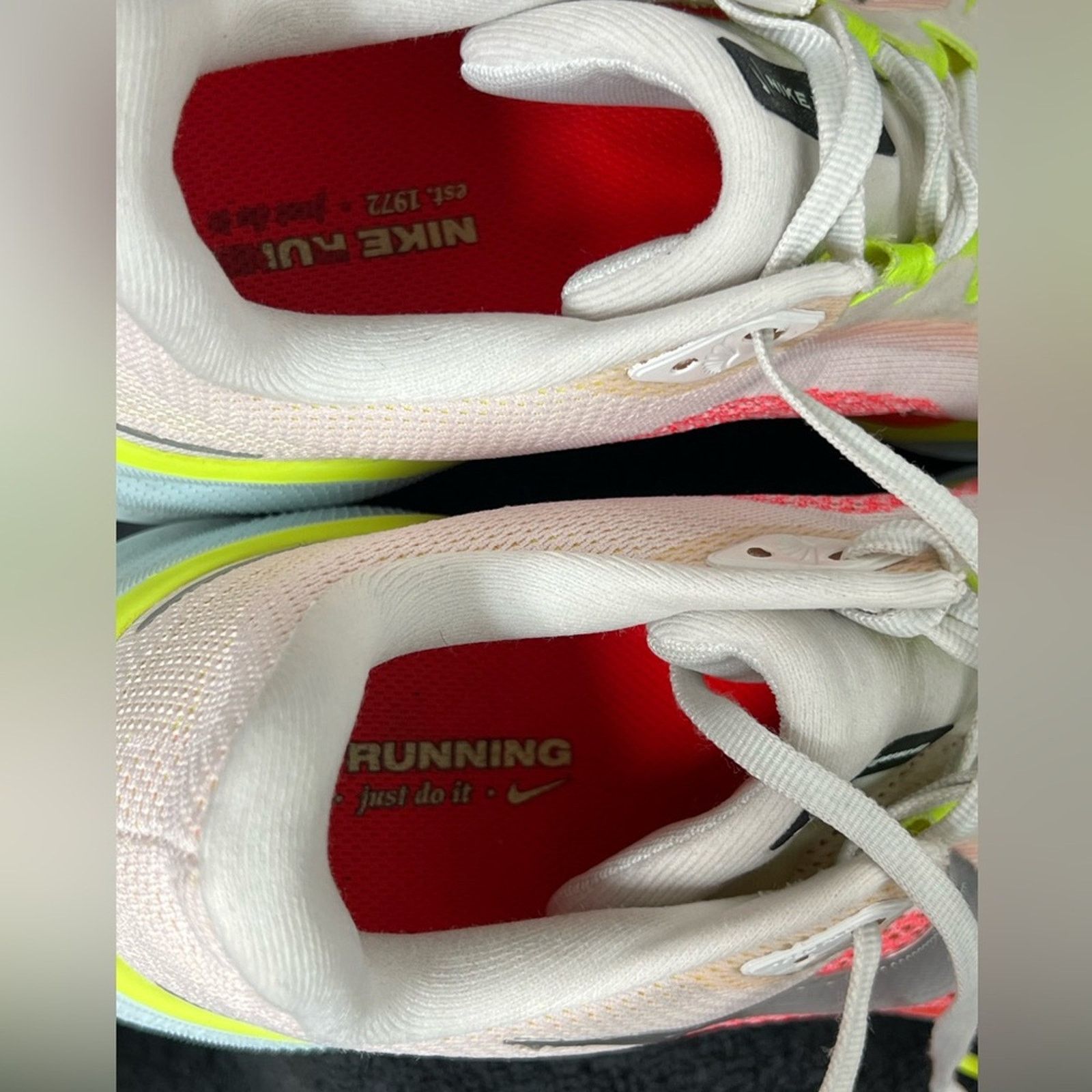 Nike Nike Womens Air Zoom Pegasus 41 White Crimson Shoes SIZE 10 Size US 10 / IT 40 - 9 Thumbnail