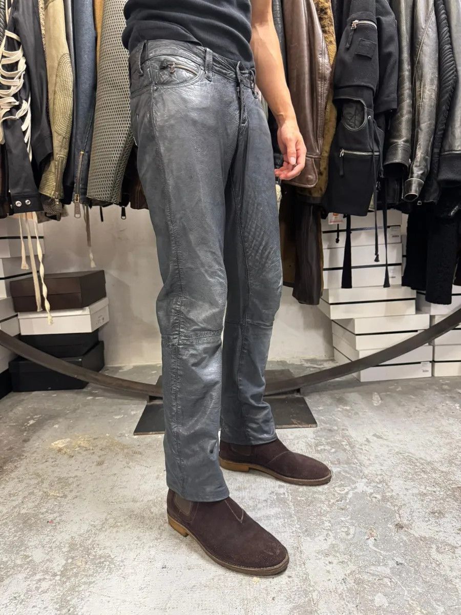 Armani × Designer × Vintage 2000s Armani Navy Lamb Leather Slim Pants Size US 30 / EU 46 - 4 Thumbnail