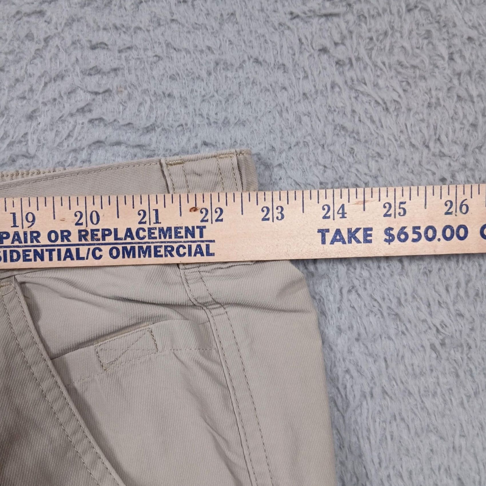 Vintage VINTAGE L.L. Bean Traveler Pants Mens 2XL Khaki Convertible Zip Off Nylon Hiking Quick Dry (Note: If not vintage, omit VINTAGE) Size US 39 - 7 Thumbnail