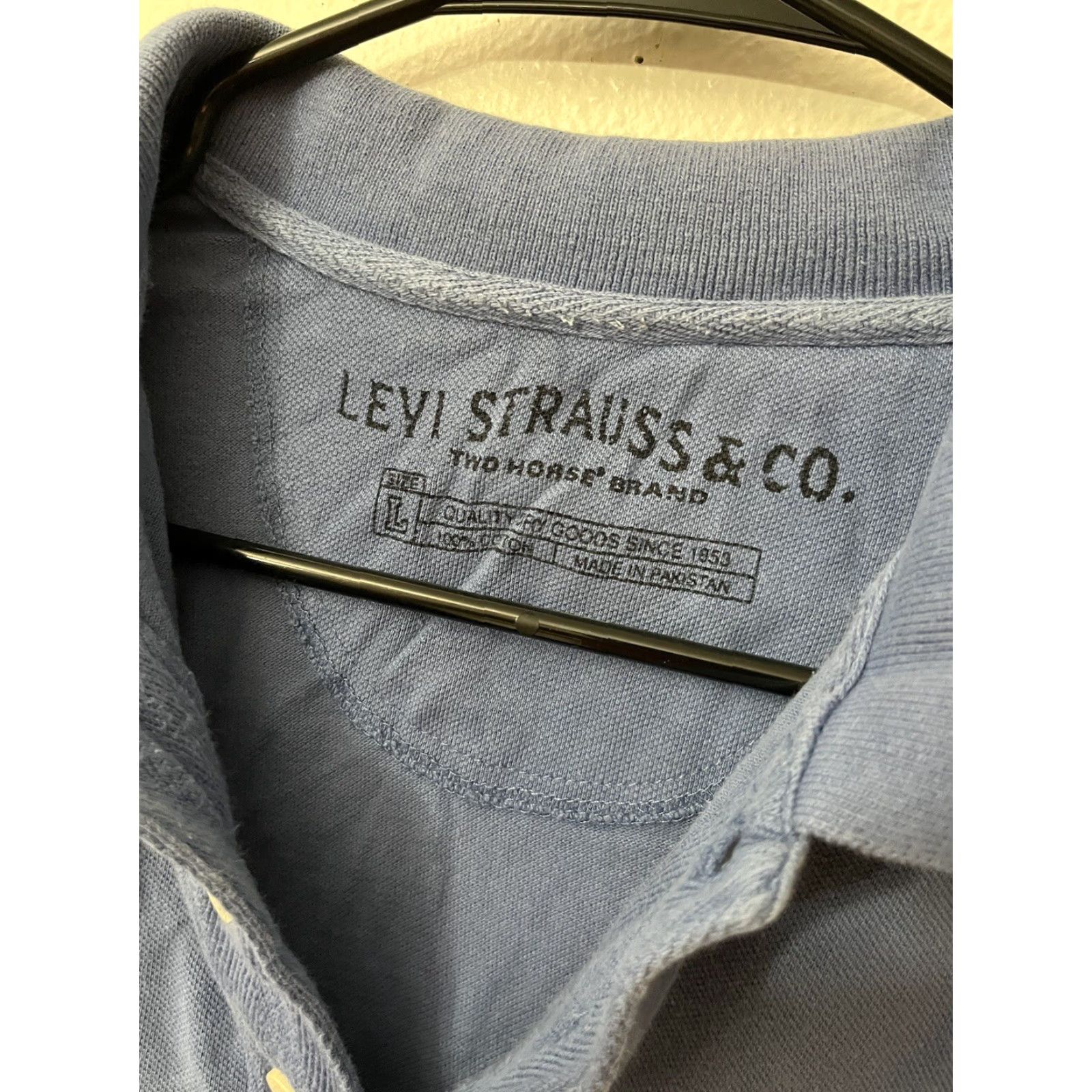Levi's Levi's Polo Golf Short Sleeve Shirt Men Large Blue Brand Two Horse Logo Casual Shirt Polo Golf Blue Size US L / EU 52-54 / 3 - 2 Thumbnail