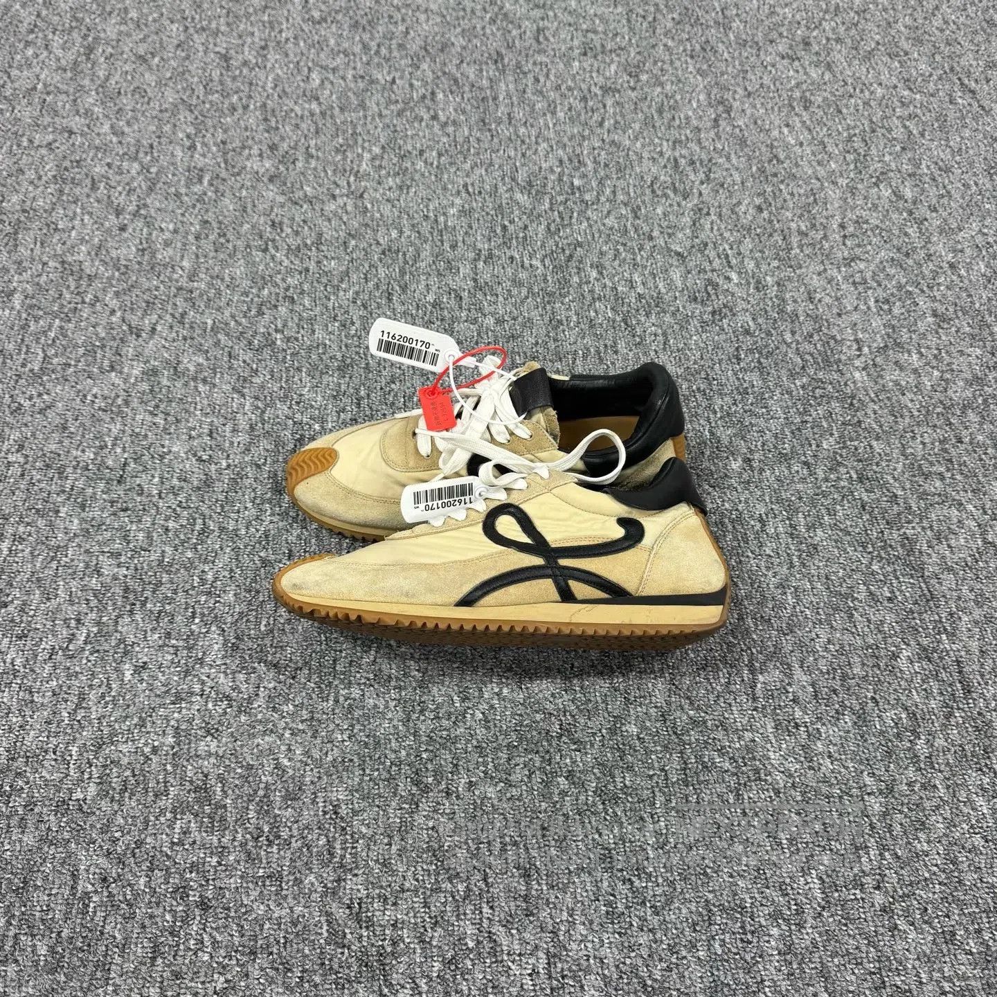 Loewe LOEWE Flow Runner; Lepi; Training Shoes; Agan Shoes| Size US 7 / EU 40 - 2 Thumbnail