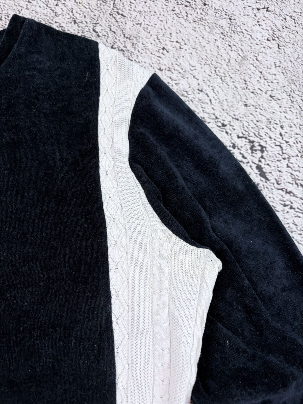 Just Cavalli ⁠Just Cavalli Y2K Archive Velour Cable Knit V-Neck Sweater L Size US L / EU 52-54 / 3 - 6 Thumbnail