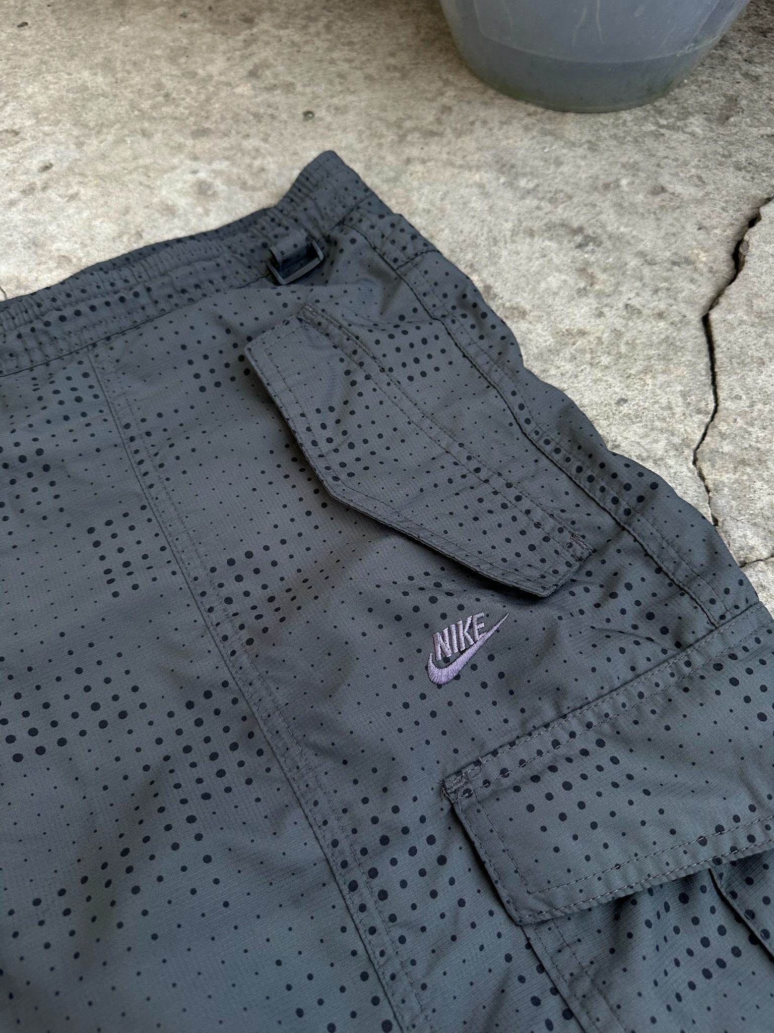 Nike Vintage Nike Air cargo shorts size L y2k Size US 34 / EU 50 - 9 Thumbnail