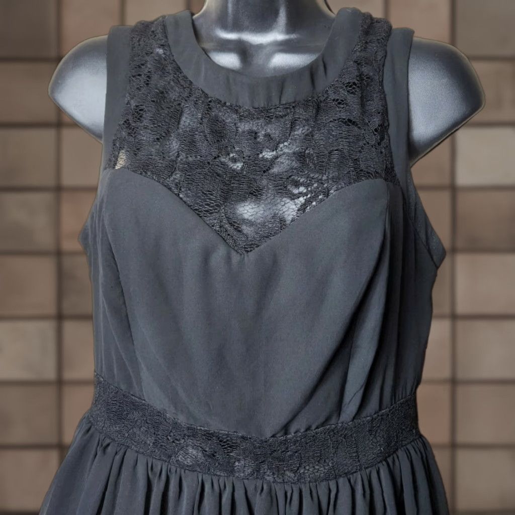 Vintage VINTAGE Deb Sleeveless Lace Mini Dress-Size 9/10 Size M / US 6-8 / IT 42-44 - 1 Thumbnail