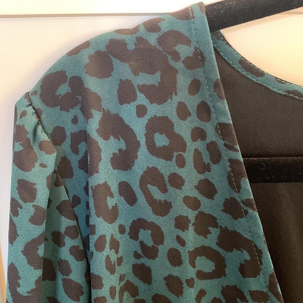 Designer JustFab wrap dress - 1X Size XL / US 12-14 / IT 48-50 - 4 Thumbnail