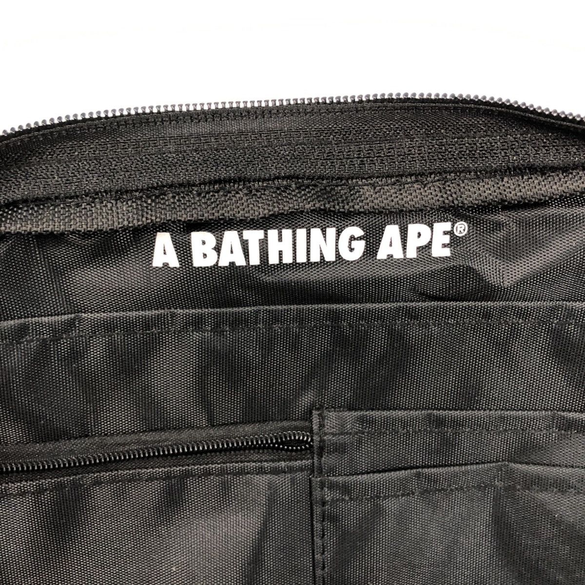 Bape A BATHING APE MEGAZINE BAPE TOILETRIES BAG Size ONE SIZE - 8 Thumbnail