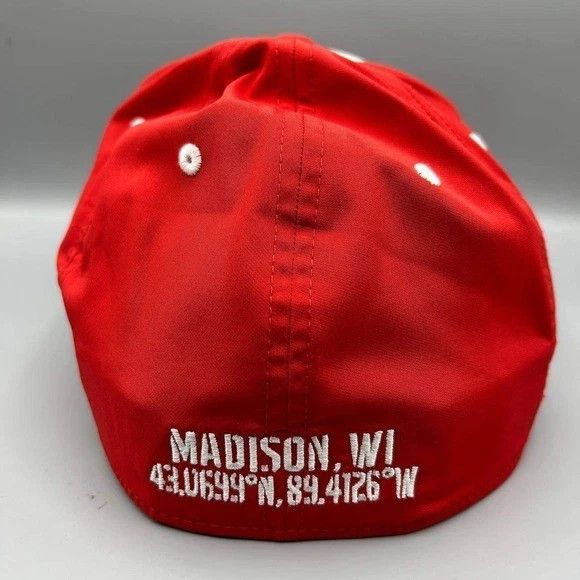 Other Wisconsin Badgers M-L Embroidered Fanatics Stretch Fitted Size ONE SIZE - 4 Thumbnail