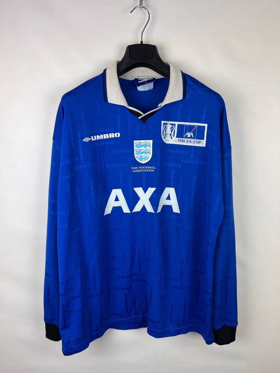 Other England F.A. CUP Shirt AXA 3 number 90s Jersey Umbro XL Size US XL / EU 56 / 4 - 1 Thumbnail