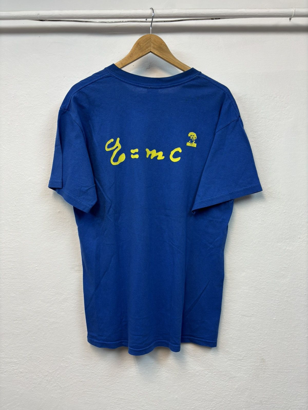 Rap Tees × Vintage Albert Einstein E=MC2 Tee Rap Vintage 90s 00s Math Usa Size US L / EU 52-54 / 3 - 1 Thumbnail