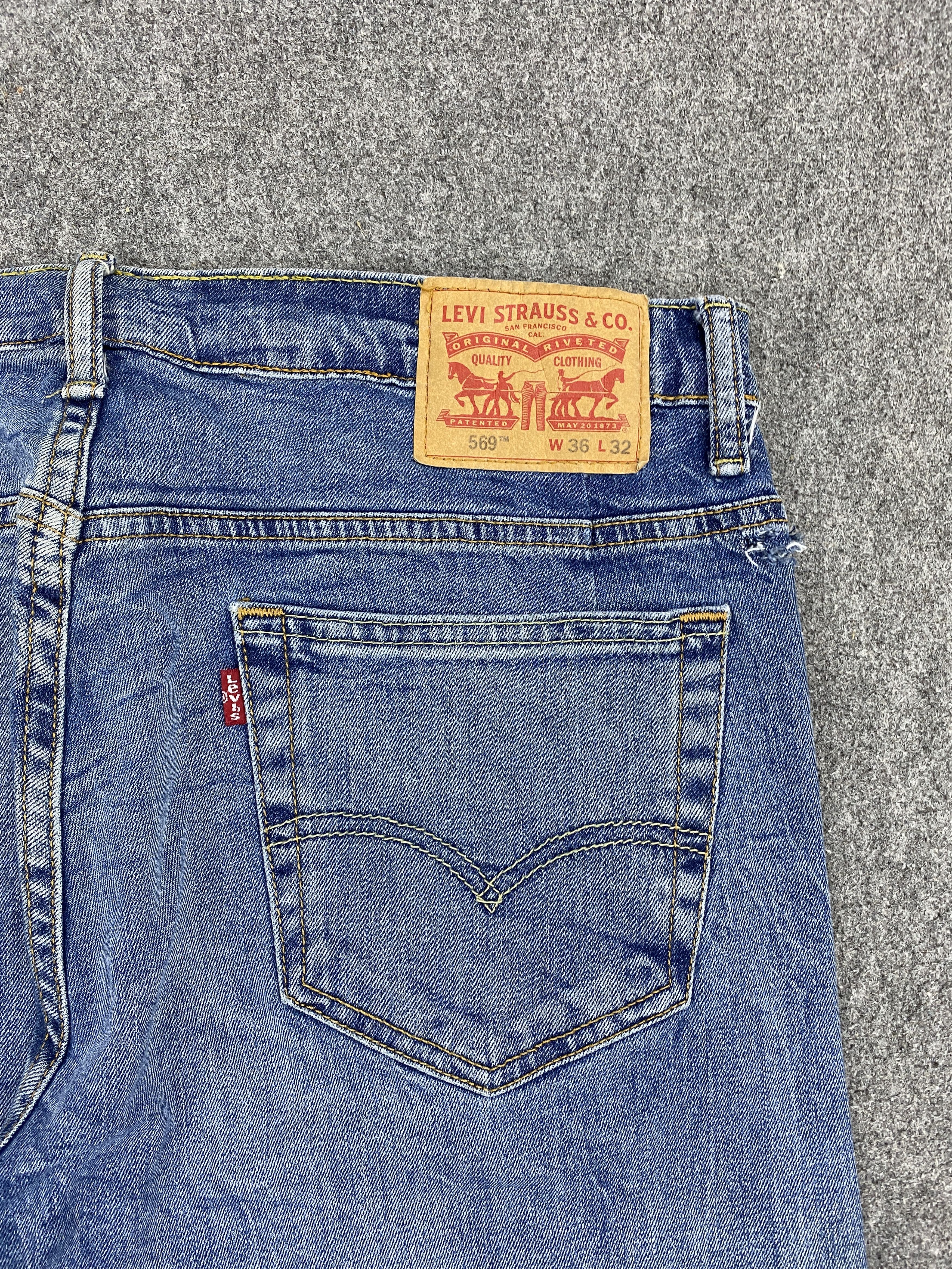 Levi's × Vintage Vintage Levis 569 Blue Denim Jeans Size US 34 / EU 50 - 14 Thumbnail