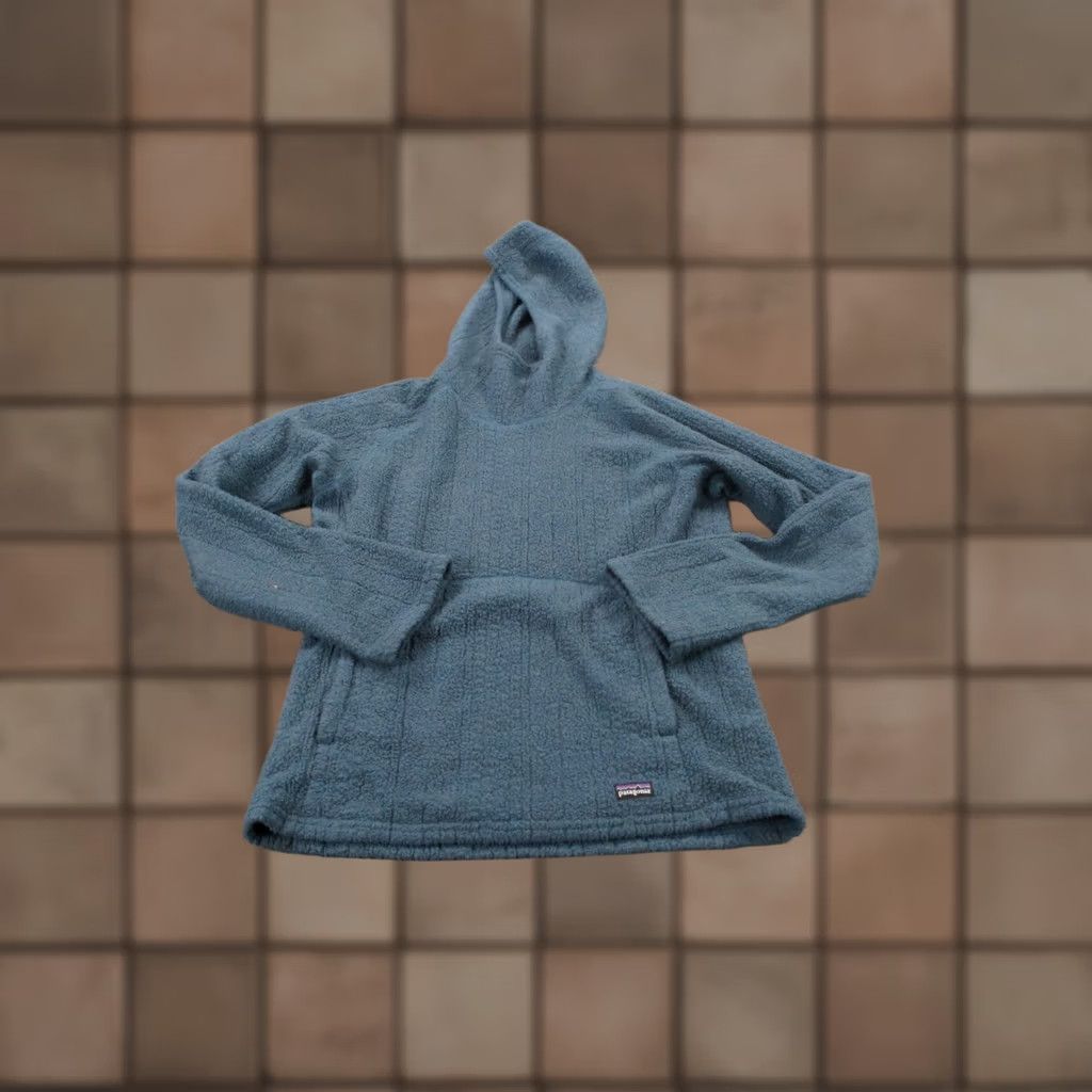 Patagonia Patagonia Hoodie Womens M Blue Solid Logo Pullover Knit Thermal Sweatshirt Hoodie Mens Womens Girls Size M / US 6-8 / IT 42-44 - 1 Thumbnail
