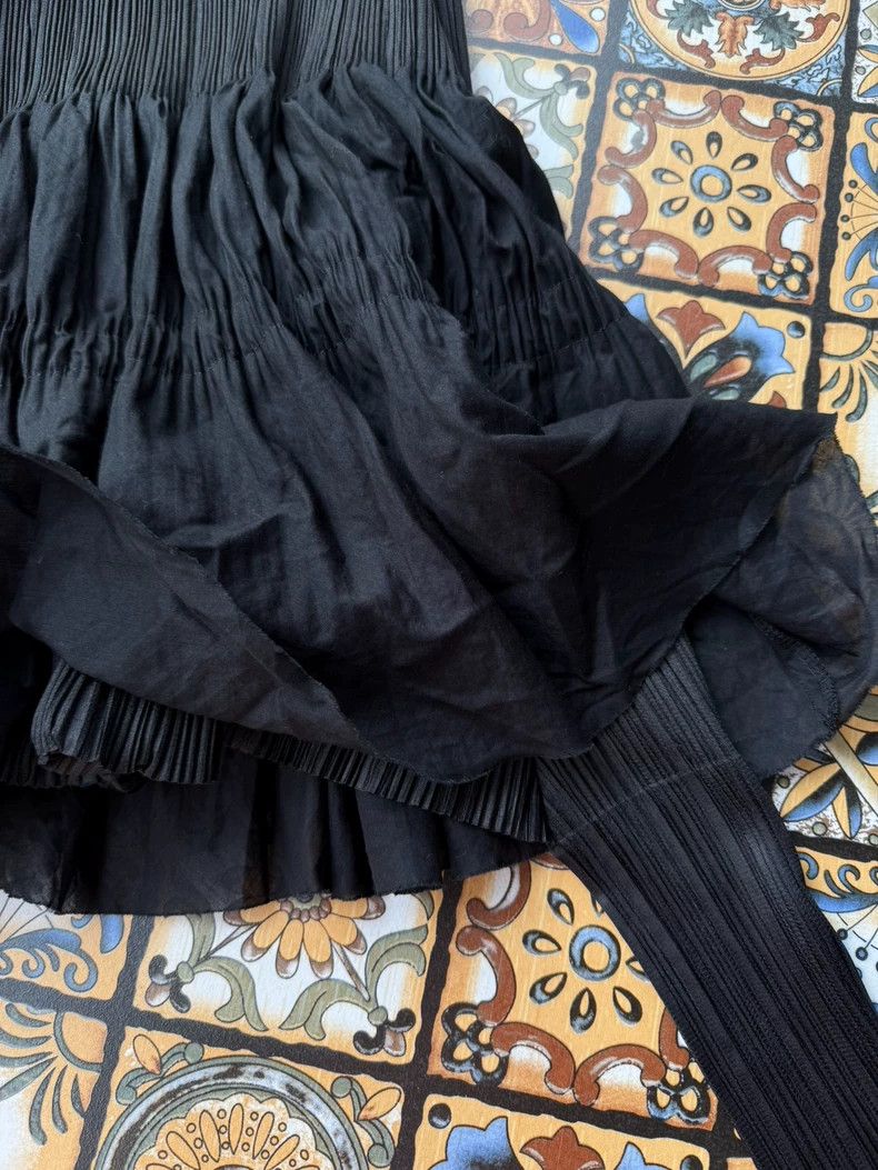 Issey Miyake Issey Miyake size:5 Black culottes Size 42" / US 20 - 5 Thumbnail