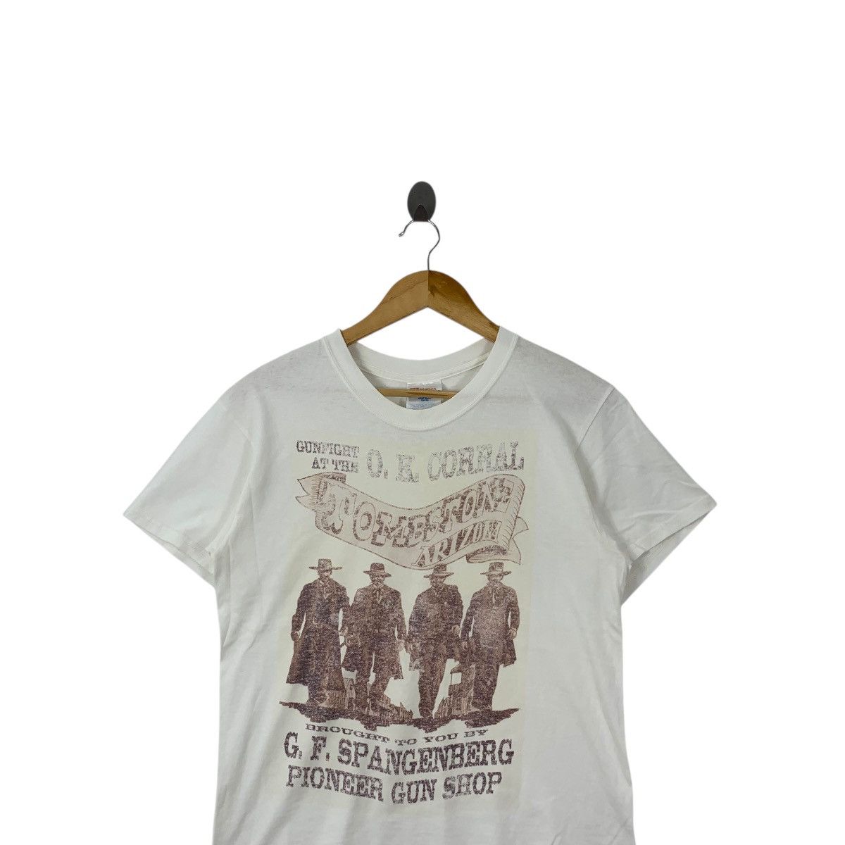 Vintage Vintage 90’ GUNFIGHT AT THE O.K. CORALL Arizona Tee Shirt Size US S / EU 44-46 / 1 - 2 Thumbnail