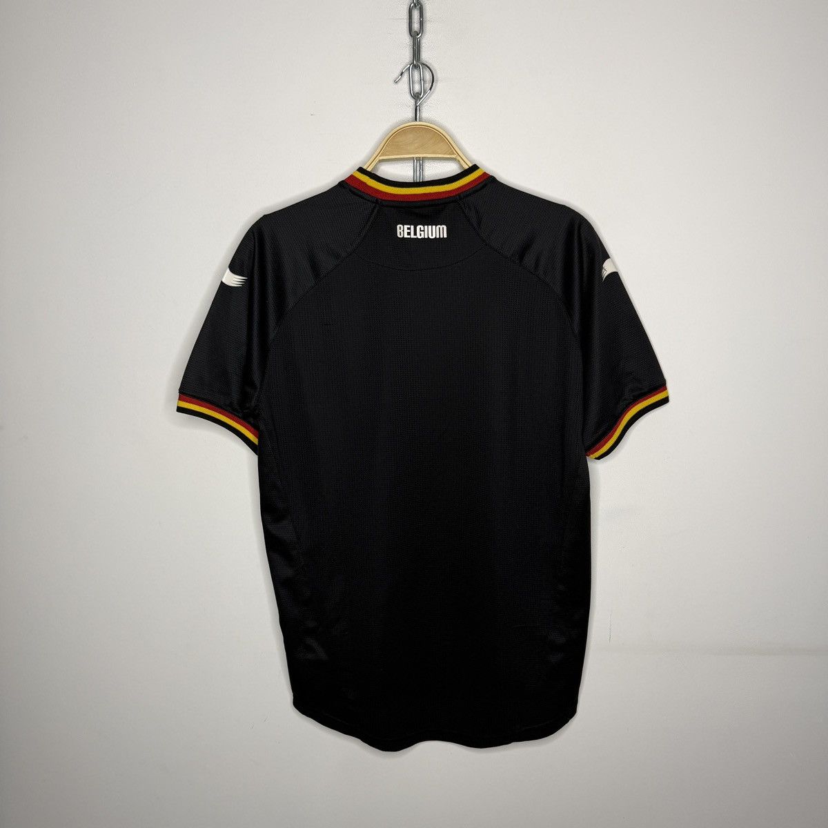 Vintage Belgium Burrda Sport Home Jersey Size US M / EU 48-50 / 2 - 8 Thumbnail