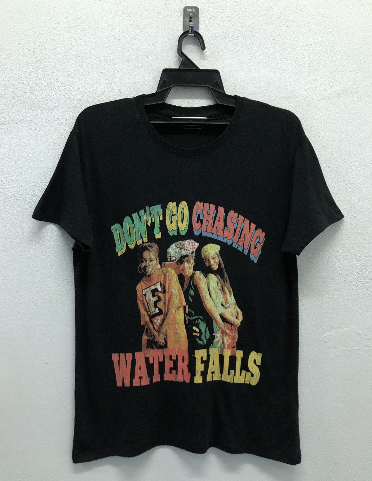 Rap Tees TLC Don't Go Chasing Water Falls T-Shirt Size US M / EU 48-50 / 2 - 1 Thumbnail