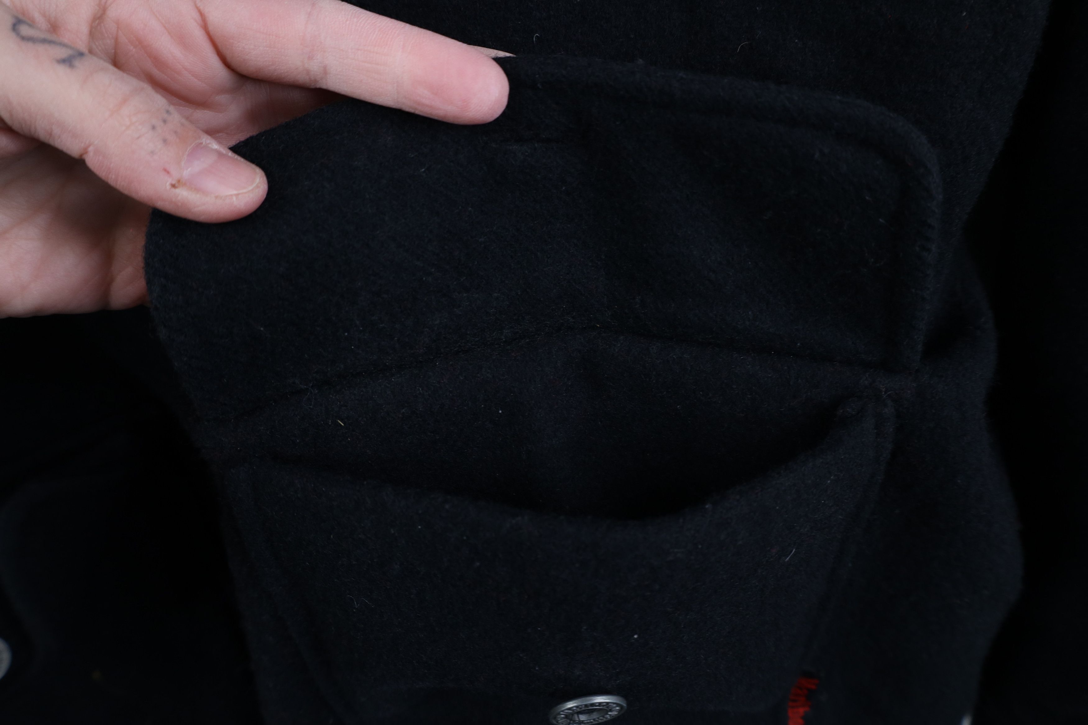 Marlboro Vintage 90s Marlboro Reversible Wool Jacket Coat Black Red Size US M / EU 48-50 / 2 - 7 Thumbnail