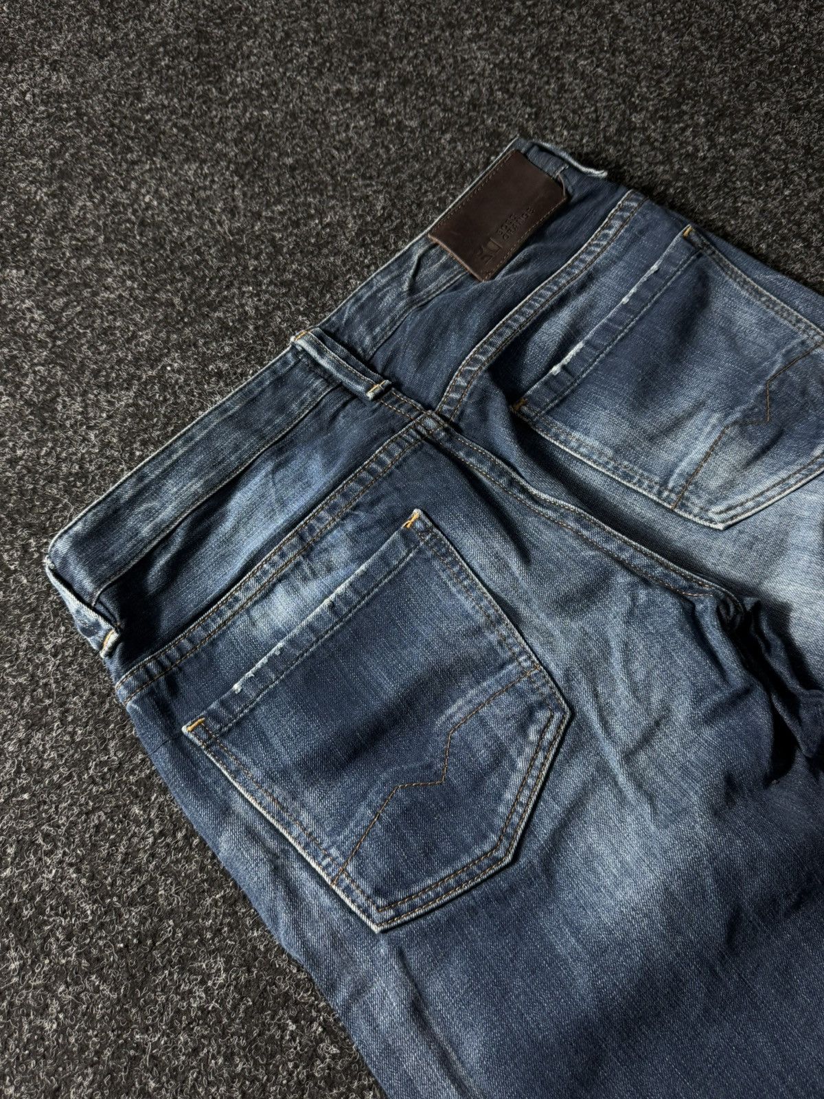 Hugo Boss × Japanese Brand × Vintage Vintage 90s Y2K Hugo Boss Jeans baggy pants Size US 32 / EU 48 - 12 Thumbnail