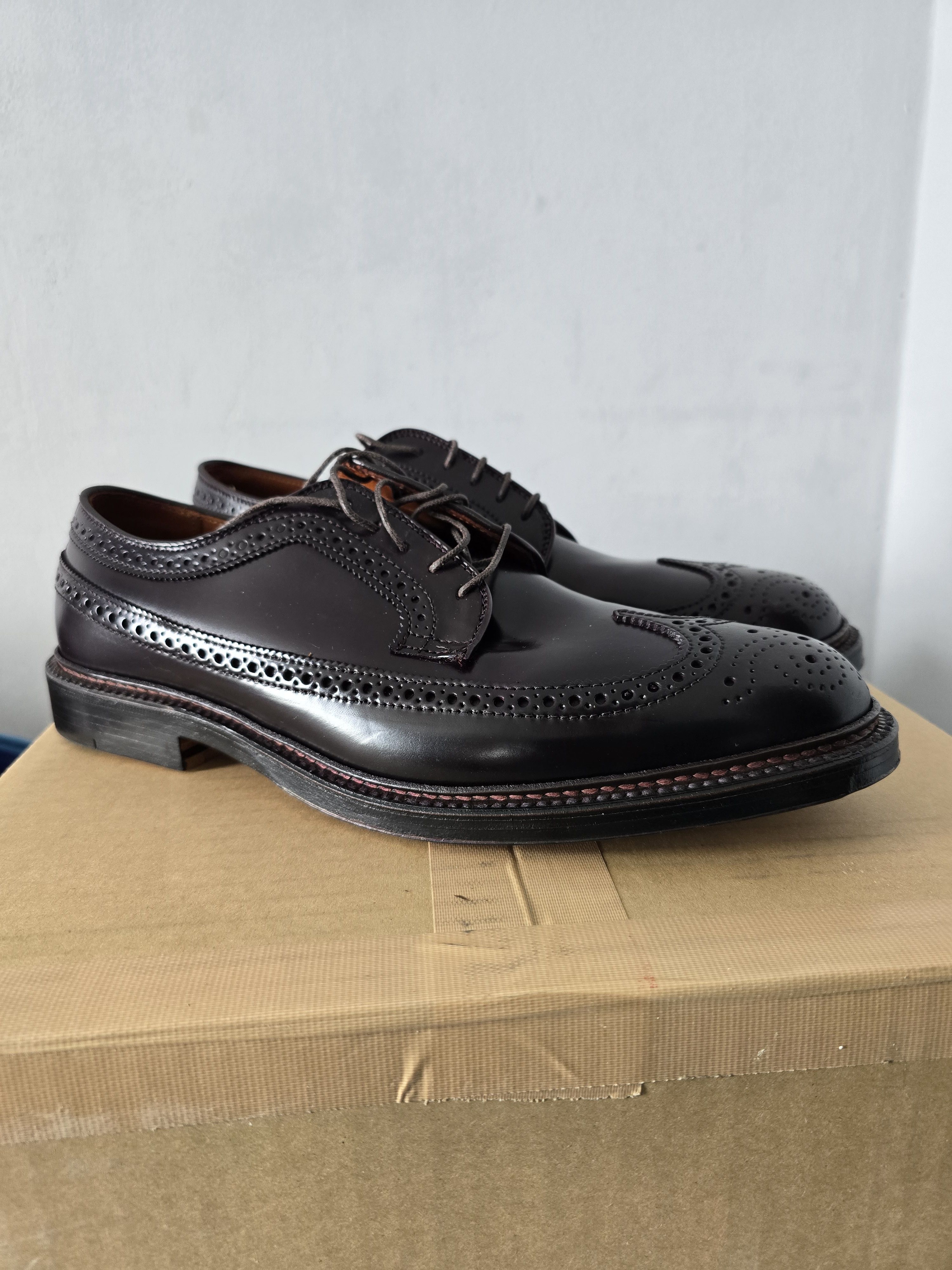 Alden 975 Long Wing Blucher(Color 8 Shell Cordovan) Size US 10.5 / EU 43-44 - 1 Thumbnail