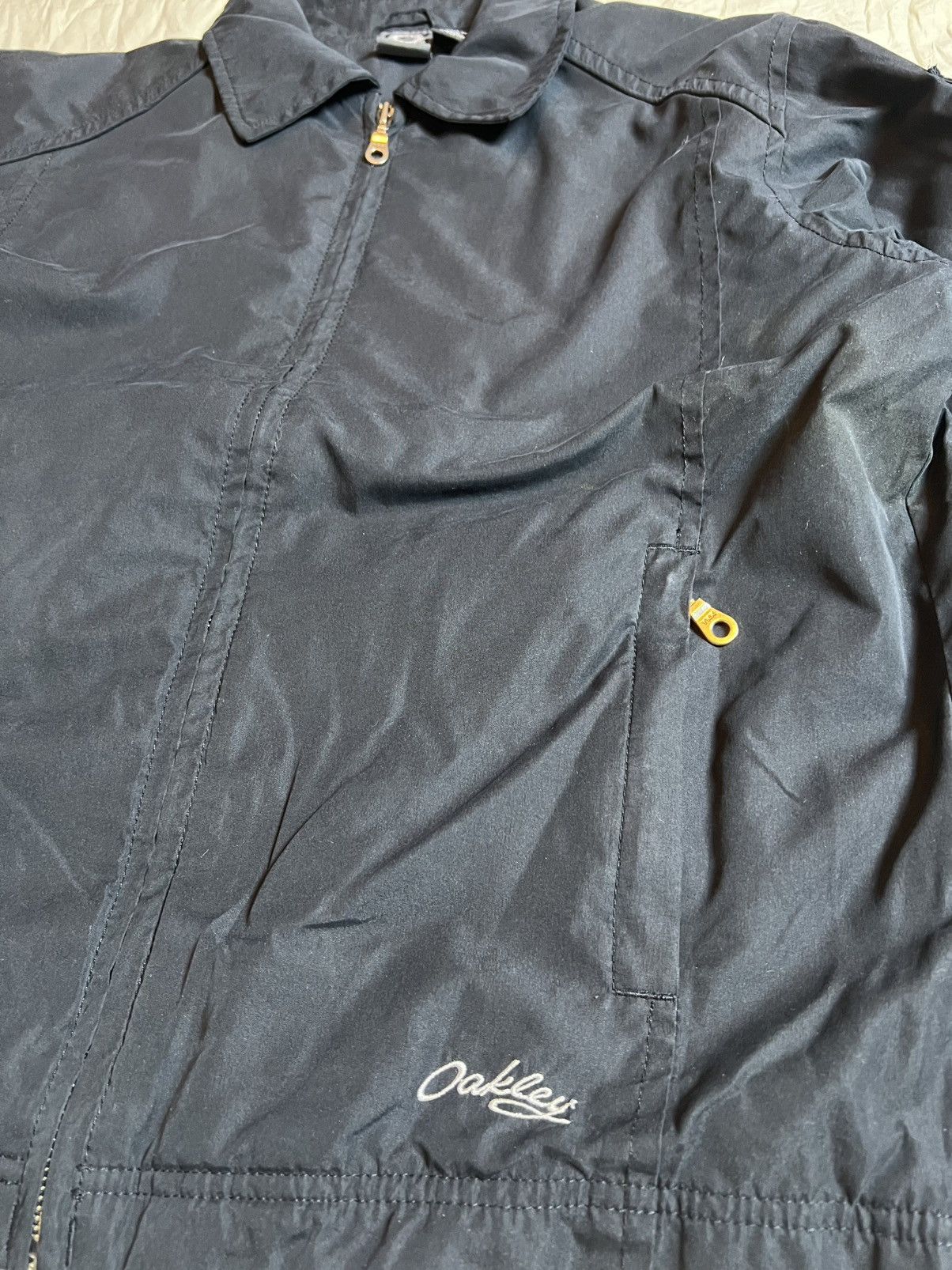Oakley Vintage Oakley Software Women Black Zip Jacket Size Small Size S / US 4 / IT 40 - 4 Thumbnail