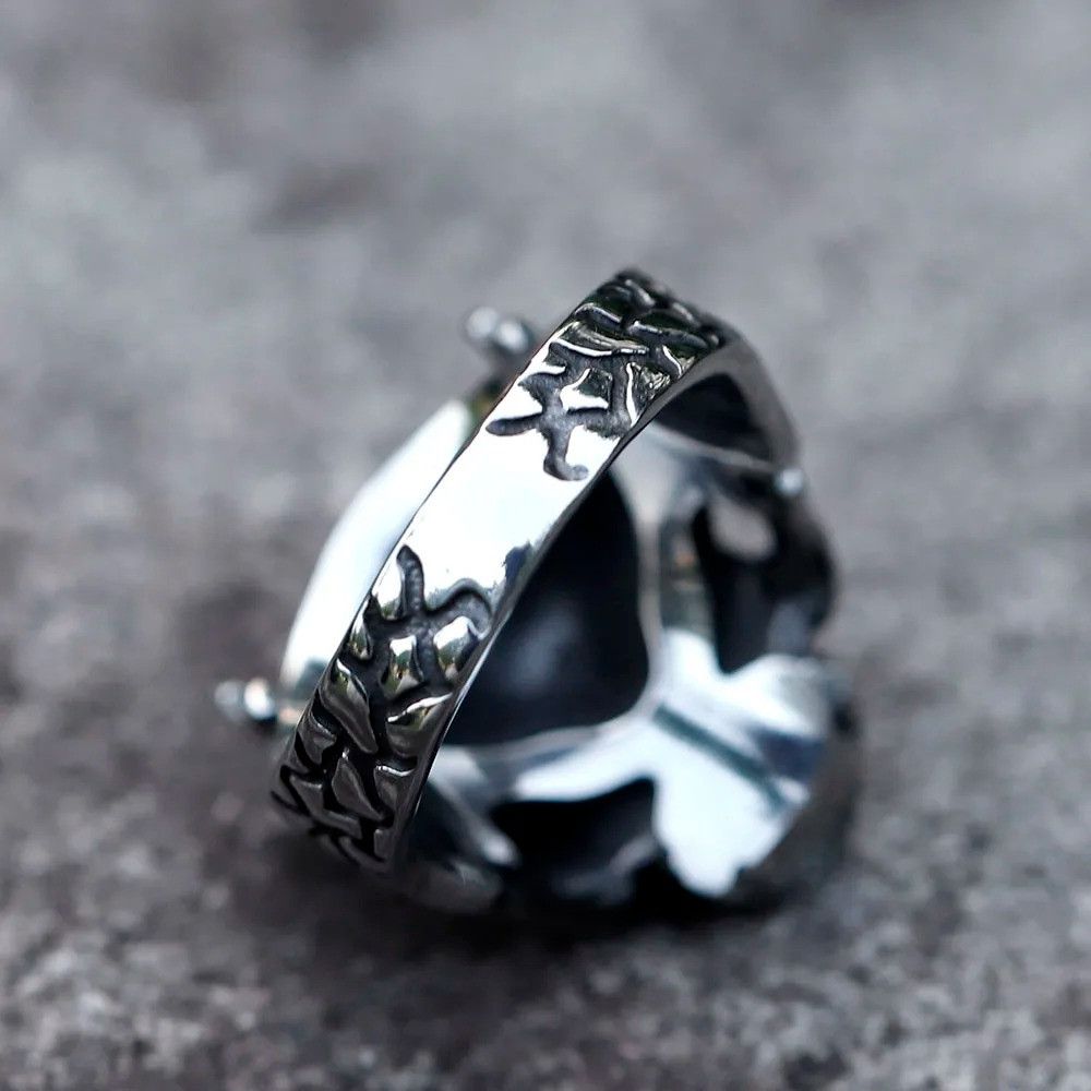 Jewelry Crown Skull Ring Streetwear Jewelry Fashion Gift Size ONE SIZE - 4 Thumbnail