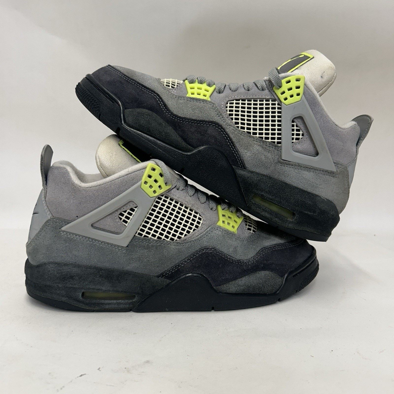 Jordan Brand Air Jordan 4 Retro LE Neon 95 | Grailed