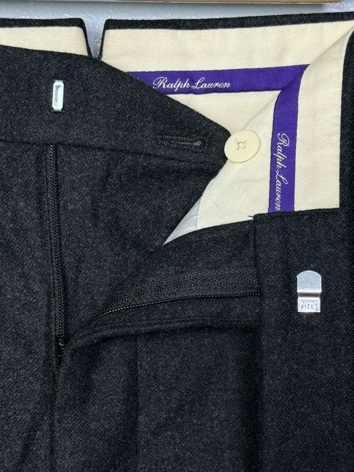 Ralph Lauren Purple Label Ralph Lauren Purple Label Gregory Wool Flannel Trouser Size US 34 / EU 50 - 11 Thumbnail