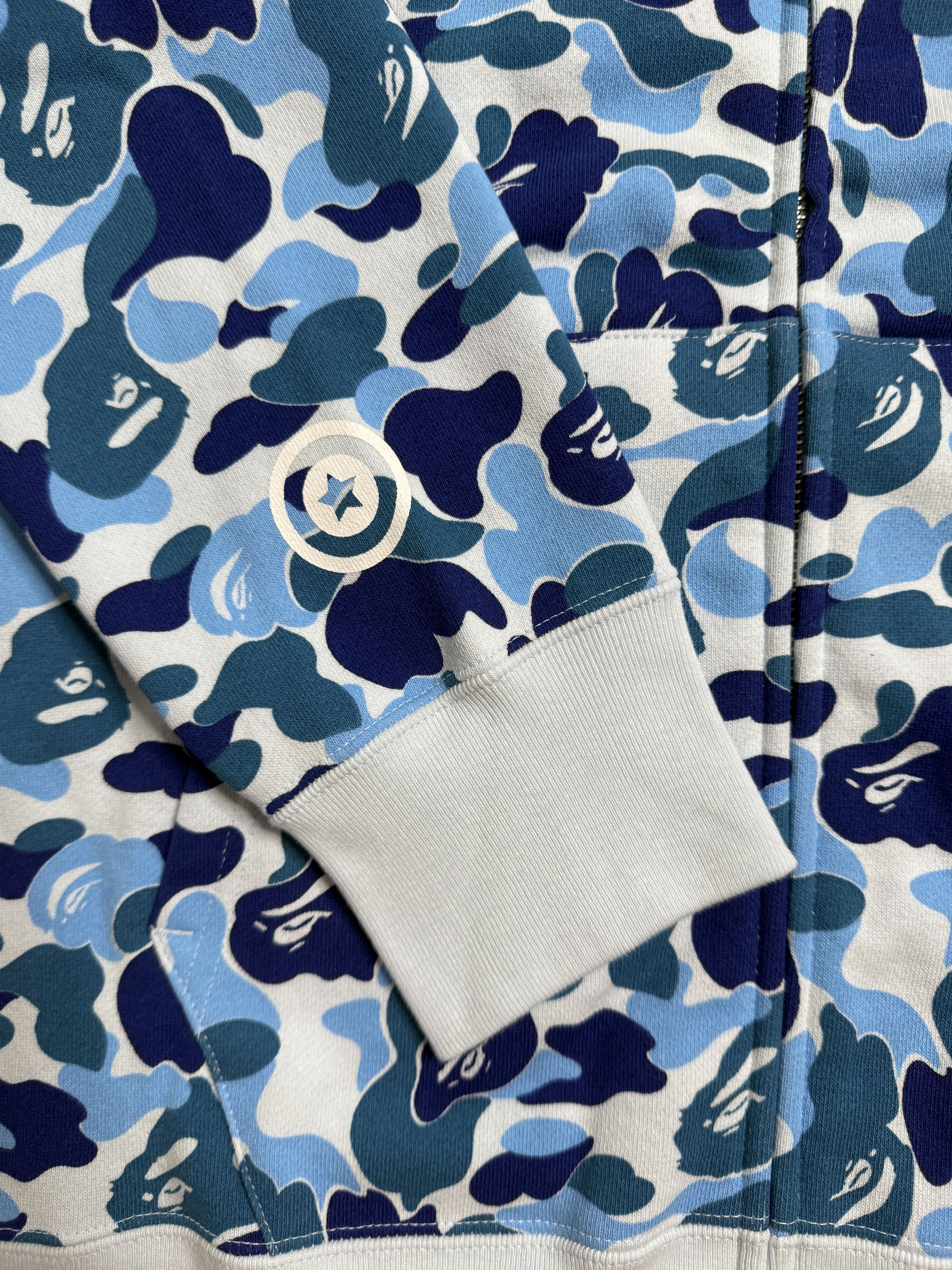 Bape BAPE ABC CAMO SHARK FULL ZIP HOODIE Size US M / EU 48-50 / 2 - 7 Thumbnail