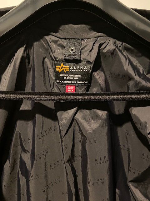 Alpha Industries Rain Parka Size US S / EU 44-46 / 1 - 5 Thumbnail