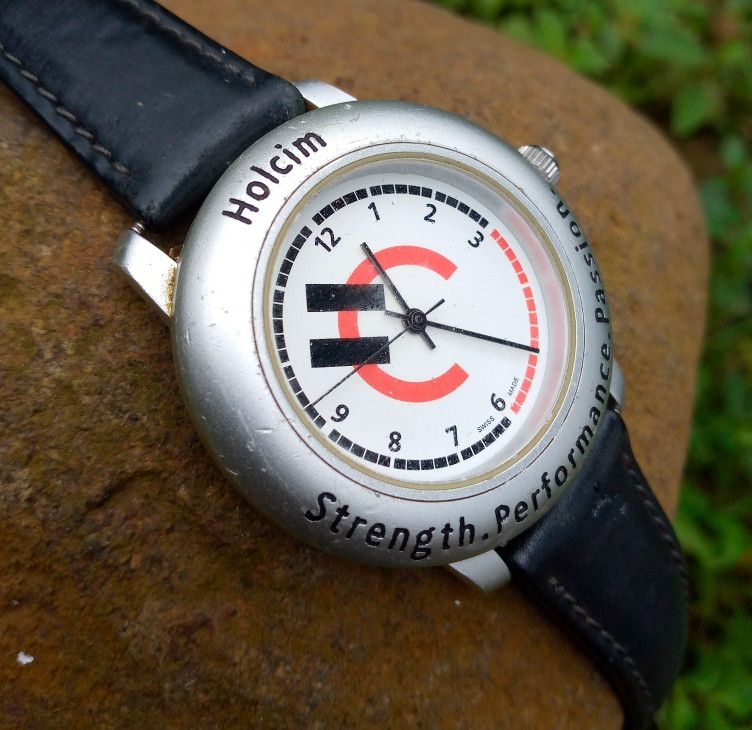 Vintage Vintage Holcim Swiss Watches Size ONE SIZE - 1 Thumbnail